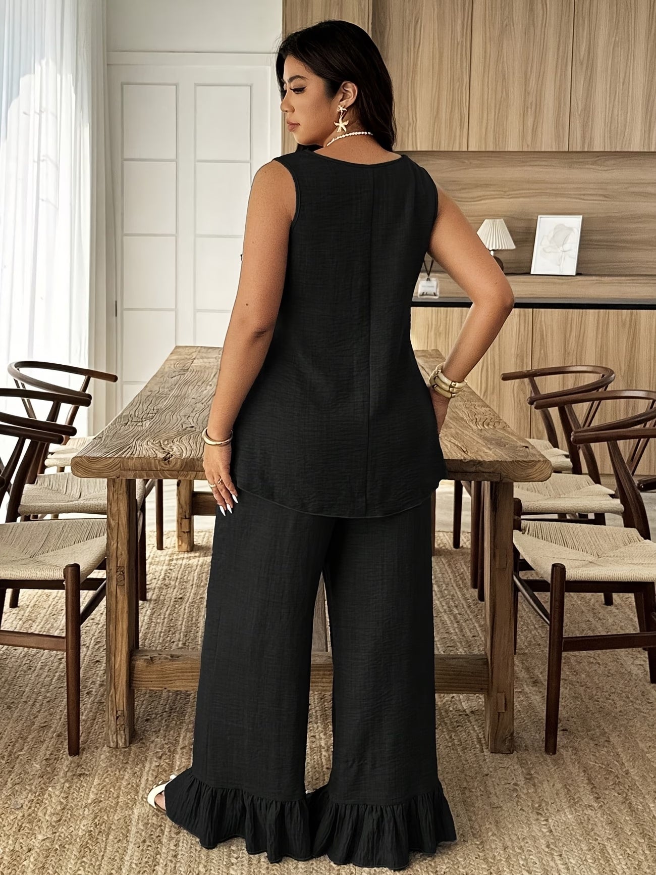 Solid Pullover Top & Pleated Straight-Leg Pants
